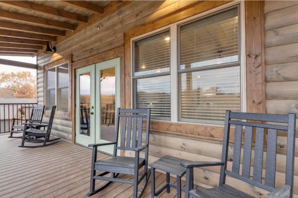 Blue Moon Ridge: Brand New Cabin! 5 Bedrooms, Pool/Hot Tub, Theatre Pigeon Forge Extérieur photo